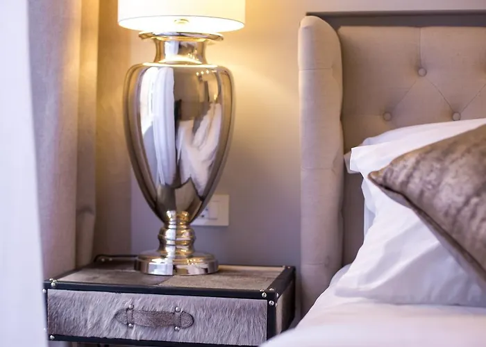 Tailor Two-Bedroom Suite